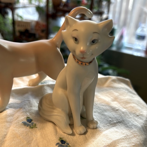 Lenox Disney Aristocats Disney Showcase Collection Duchess & Thomas OโMalley Vtg - Picture 3 of 11